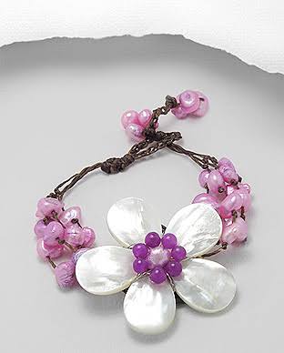 Bracelet with Mother of Pearls and Fresh water Pearls